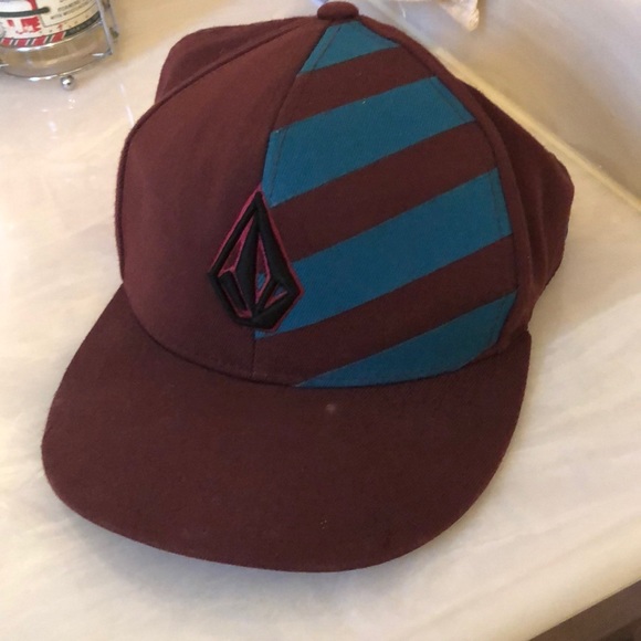 Volcom Hat - Picture 2 of 4